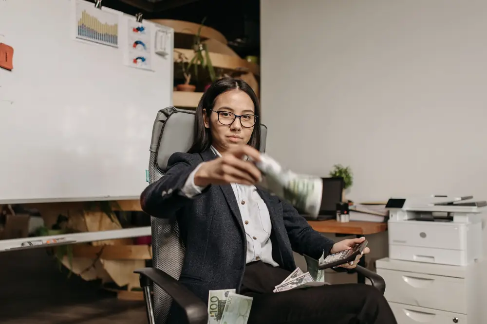 AI Course Cost vs Salary Increase ROI Analysis USA 2026
