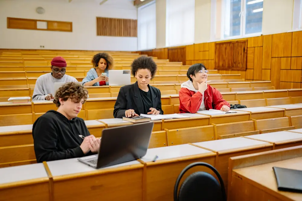 Quizlet Plus vs Free AI Study Tools Cost Students USA - Quizlet Plus vs Free AI Study Tools Cost Students USA